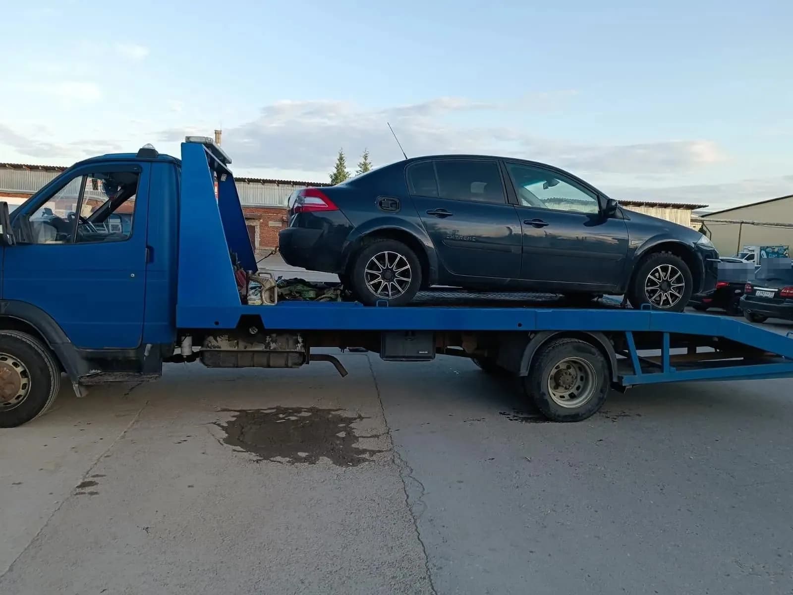 Реальная эвакуация повреждённого автомобиля во Владимирской области